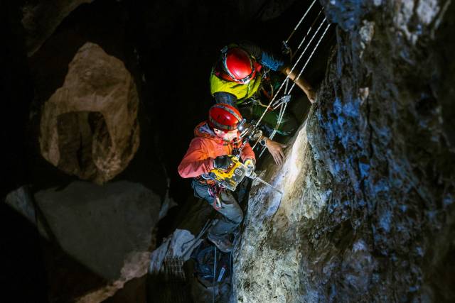 Predisposizione ancoraggi e funi di lavoro e sicurezza in miniera